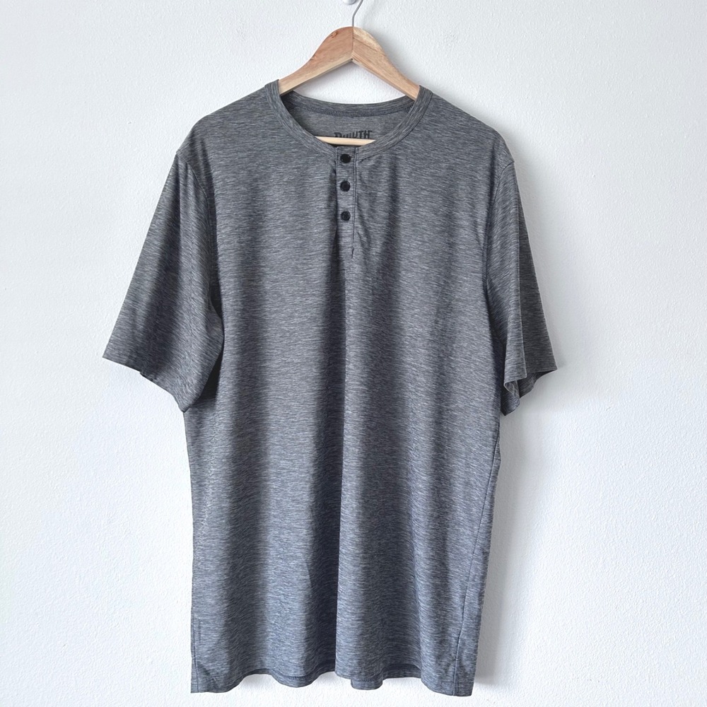 Duluth Trading Co Mens Large Gray Space Dye Short Sleeve Henley Shirt Stretch